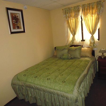 Hotel Residencial El Viajero Tababela Dış mekan fotoğraf